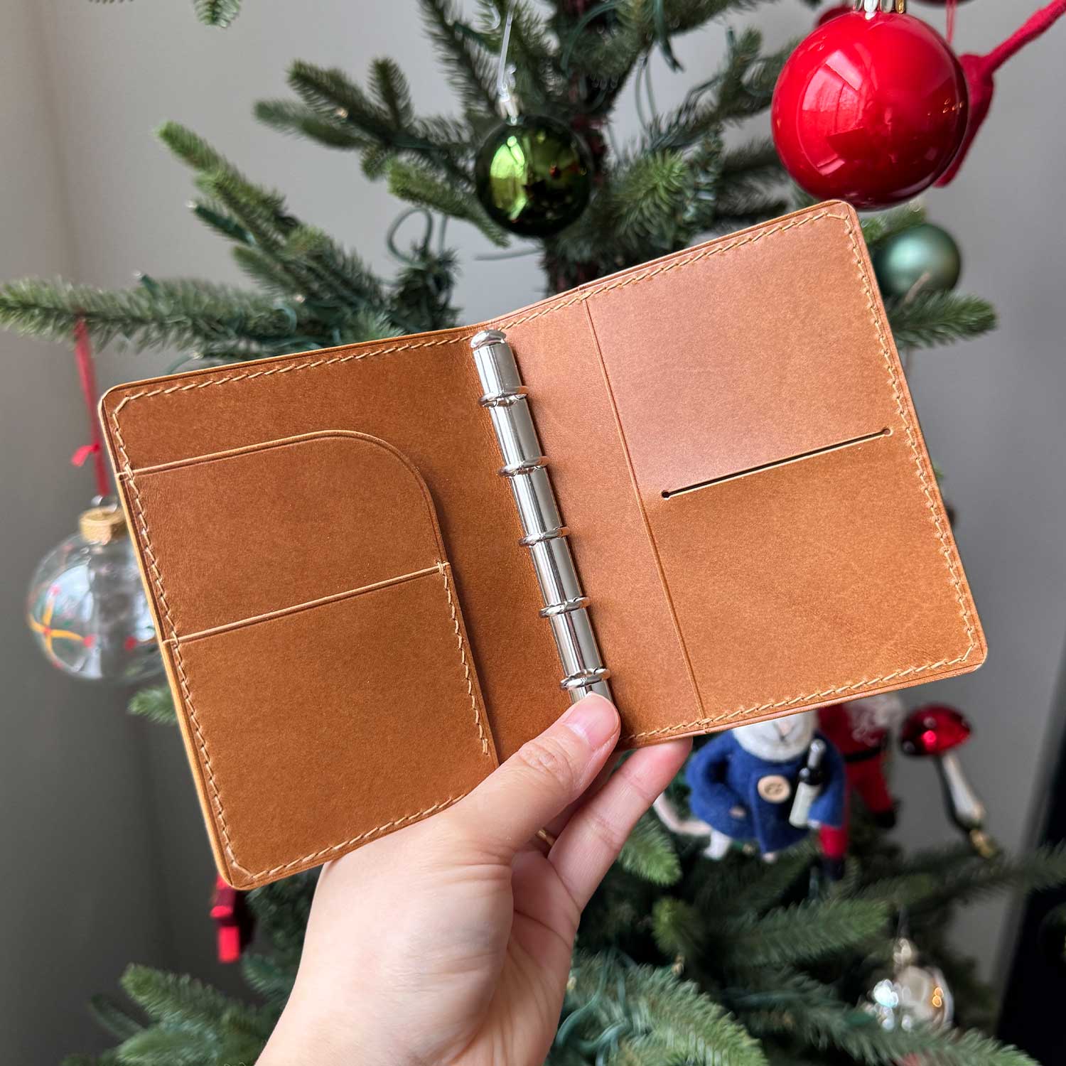 RTS: Mini5 11mm (Pebbled Cognac & Camel)