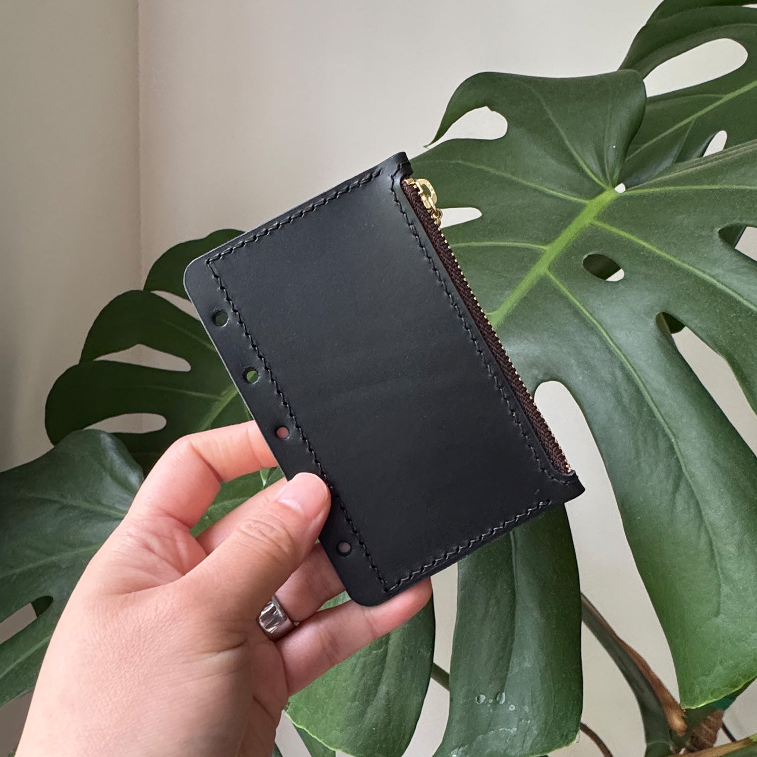 RTS: A8 Mini 5 Zipper Flyleaf V2 (Black)