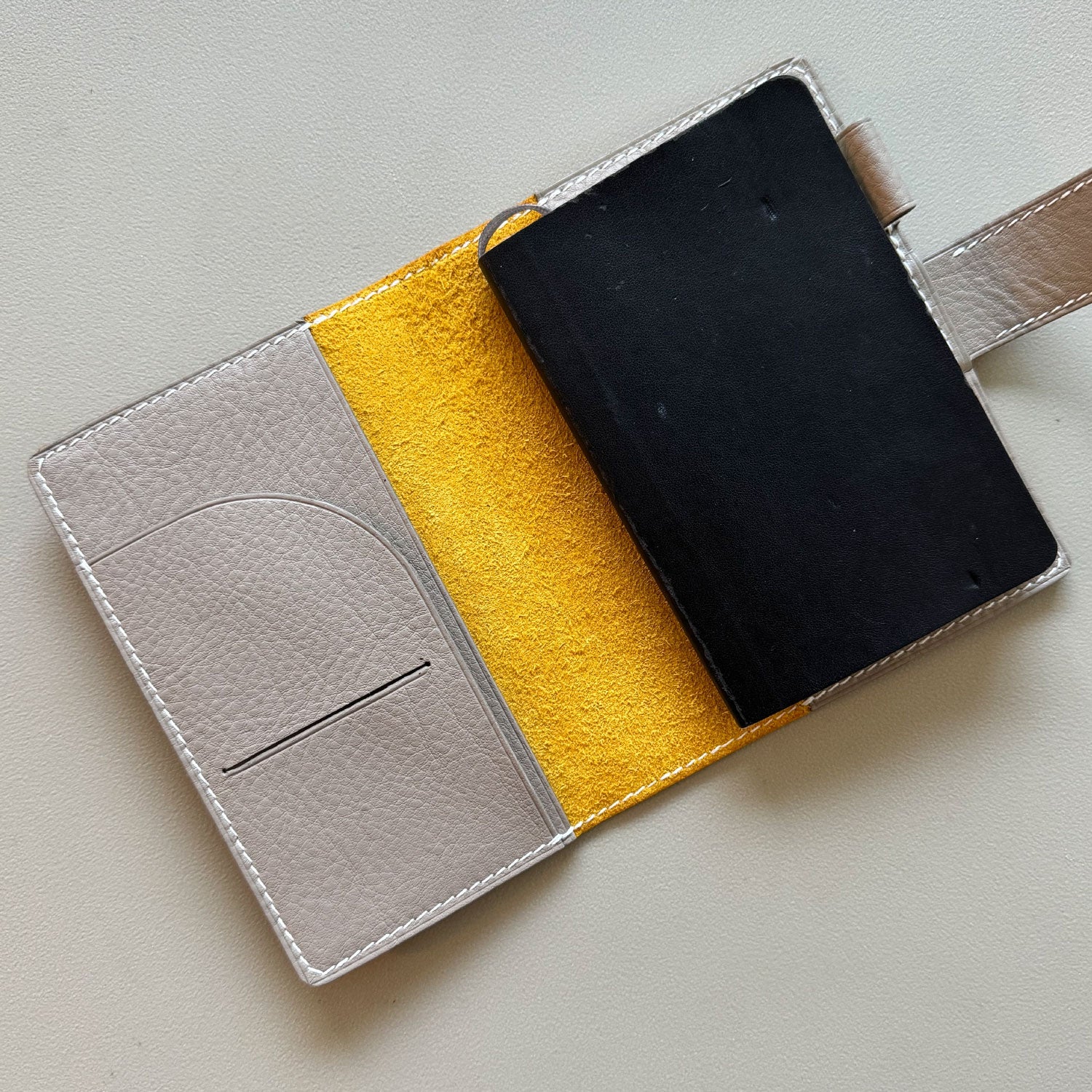 RTS: Moleskine Folio Cover Pocket (Pebbled Yellow & Pebbled Light Grey)