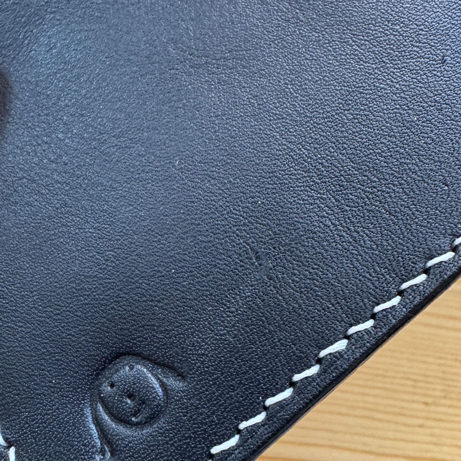 RTS: Traveler's Notebook Cover: Passport (Pebbled Black & Dark Natural)