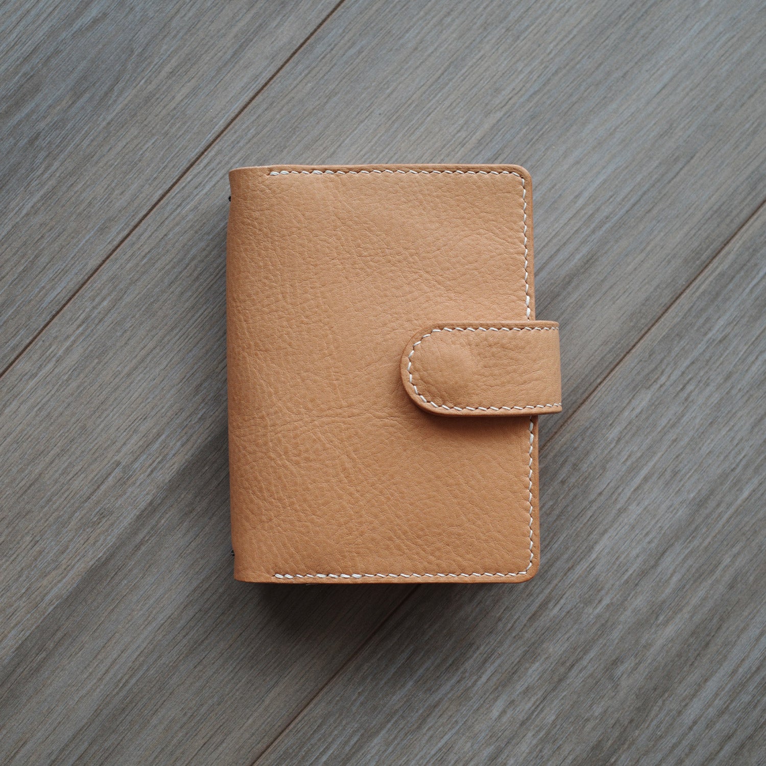Traveler's Notebook Cover: Passport / Pocket Size V4