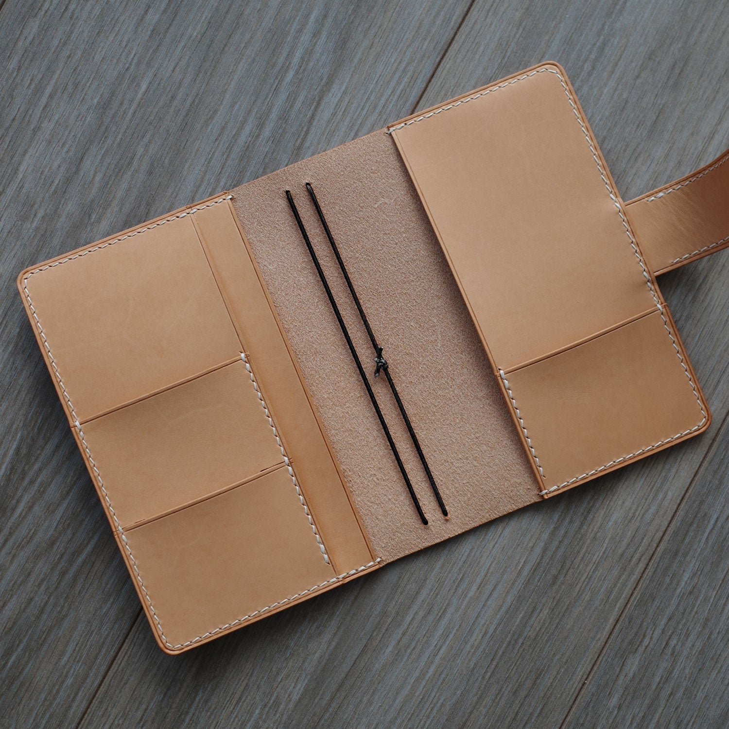 Traveler's Notebook Cover: Passport / Pocket Size V5